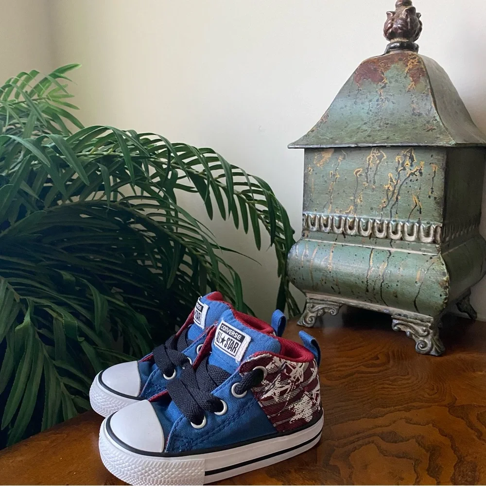 Converse American Flag Infant Size 4 High Top Sneakers